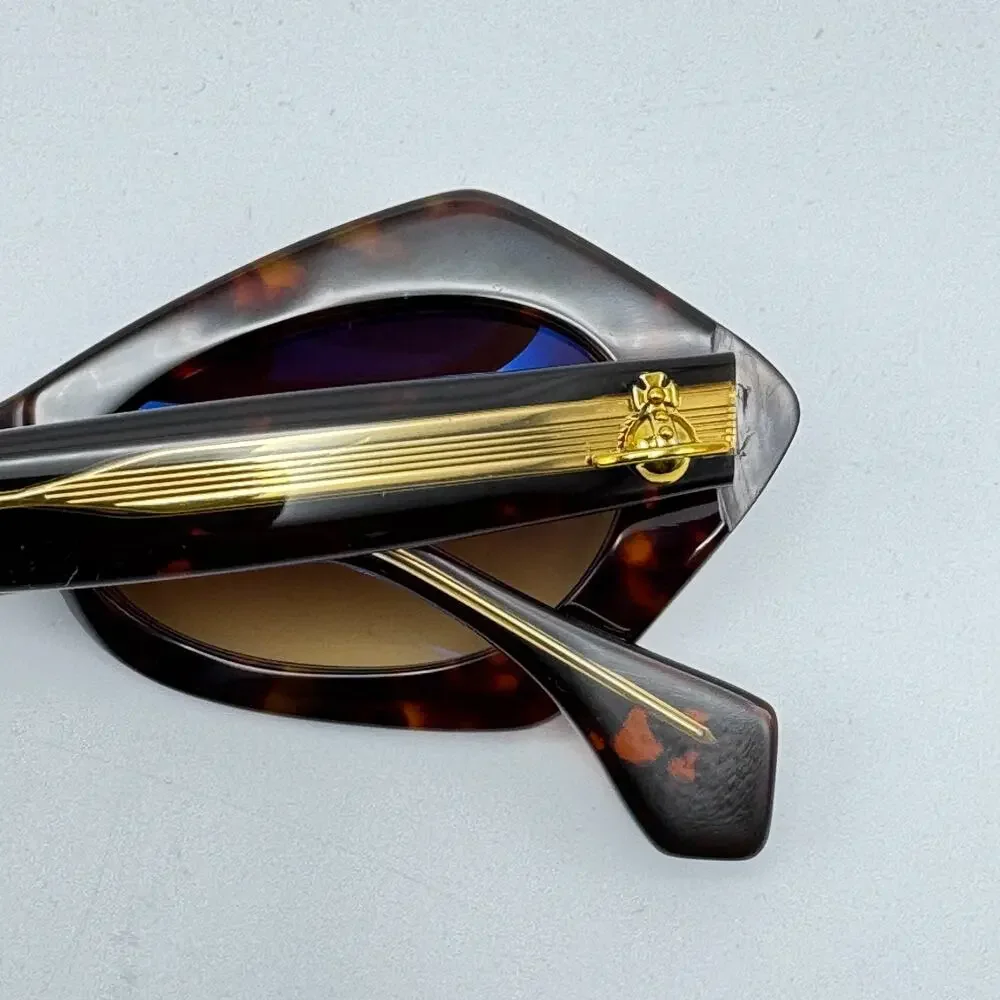 Vivienne Westwood Sunglasses VW5129 110 Havana Cat Eye Frame Brown Gradient Lens